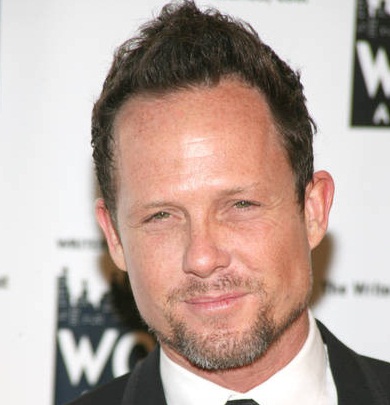 Dean Winters Married, Wife, Divorce, Girlfriend or Gay