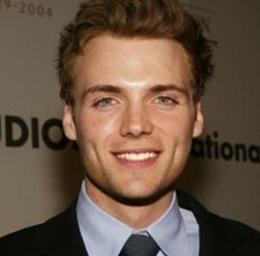 Seth Gabel Wiki, Wife, Divorce, Girlfriend, Gay and Shirtless