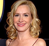 Angela Kinsey Husband, Divorce, Boyfriend, Affair and Net Worth