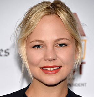 Adelaide Clemens Wiki, Bio, Boyfriend, Dating and Net Worth