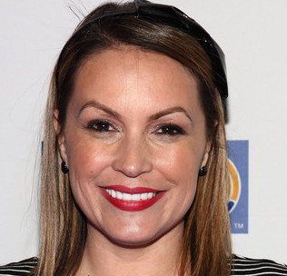 Angie Martinez Wiki, Husband, Divorce, Boyfriend and Net Worth