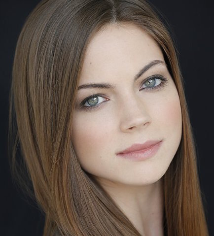 Caitlin Carver Wiki, Bio, Age, Boyfriend, Dating and Net Worth