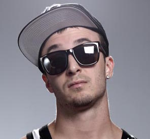 Chris Webby Wiki, Girlfriend, Dating, Tattoos and Net Worth