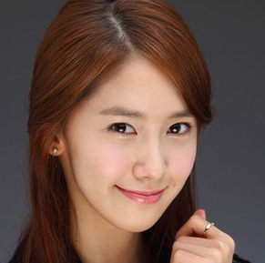 Im Yoona Wiki, Boyfriend, Dating, Plastic Surgery and Net Worth