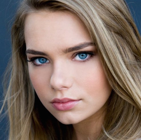 Indiana Evans Wiki, Boyfriend, Dating and Net Worth