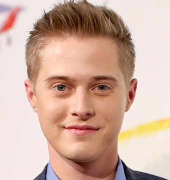 Lucas Grabeel Wiki, Bio, Girlfriend, Dating or Gay, Shirtless