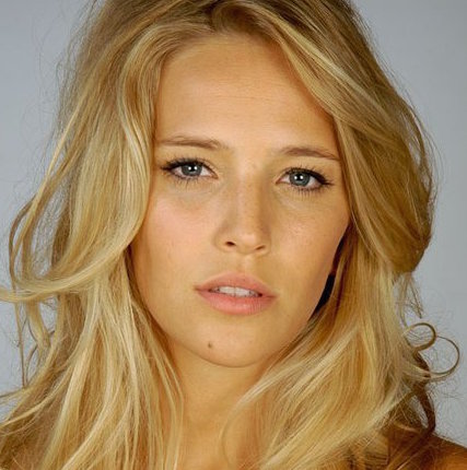 Luisana Lopilato Wiki, Husband, Baby and Net Worth