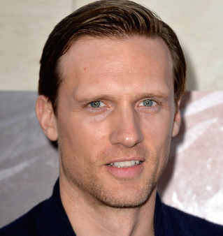 Teddy Sears Wiki, Wife, Girlfriend or Gay and Net Worth