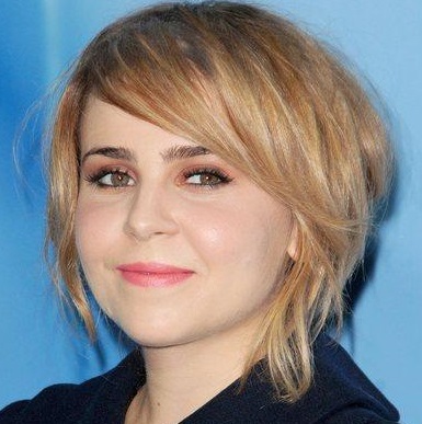 Mae Whitman Wiki, Weight Loss, Boyfriend and Dating